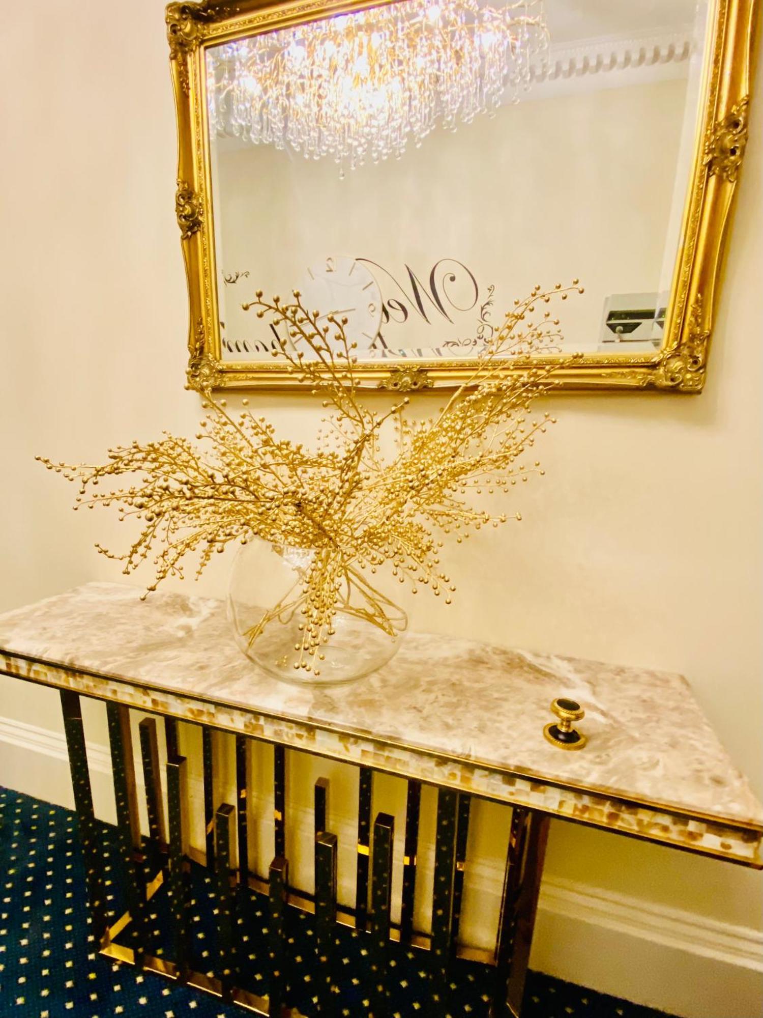 Carlton Hotel シャンクリン エクステリア 写真